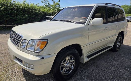 2002 Lexus LX 470