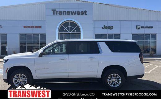 2025 Chevrolet Suburban LT