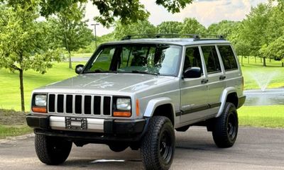 2000 Jeep Cherokee Sport