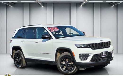 2024 Jeep Grand Cherokee Laredo