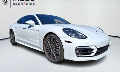 2023 Porsche Panamera 4 Platinum