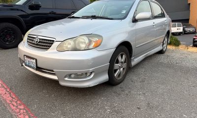 2005 Toyota Corolla S