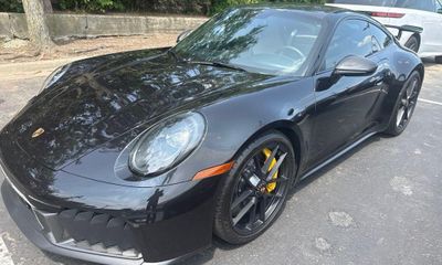 2026 Porsche 911 Carrera GTS 4