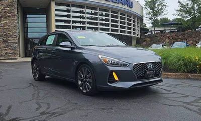 2018 Hyundai Elantra GT Sport