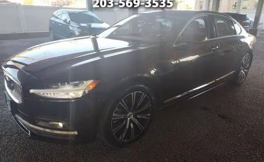 2023 Volvo S90 Plus Bright With