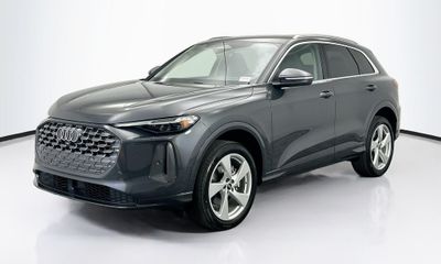 2025 Audi Q5 Quattro Premium Plus