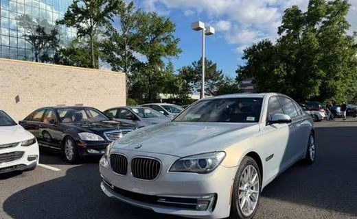 2013 BMW 740LI