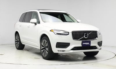 2021 Volvo XC90 Momentum