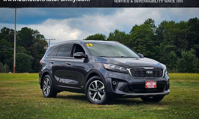 2019 Kia Sorento EX Sport