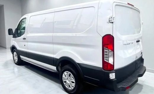 2018 Ford Transit LOW Roof