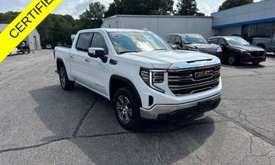 2025 GMC Sierra SLT