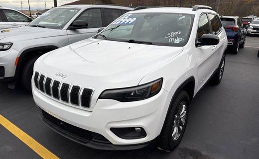 2022 Jeep Cherokee Latitude LUX