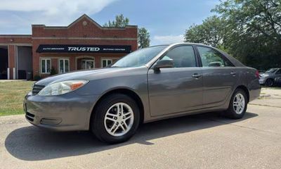 2003 Toyota Camry LE