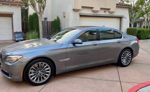 2011 BMW 750I