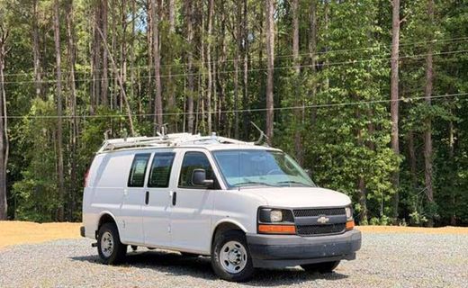 2017 Chevrolet Express 2500