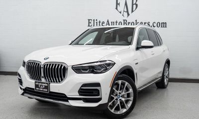 2023 BMW X5 XDRIVE45E