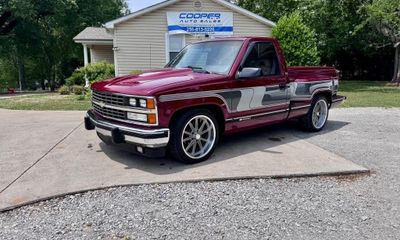 1989 Chevrolet GMT-400 1500 REG CAB