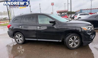 2017 Nissan Pathfinder S