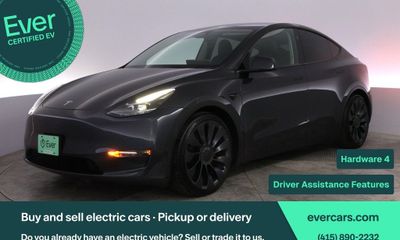 2024 Tesla Model Y Performance
