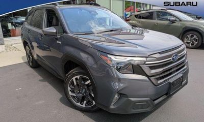 2025 Subaru Forester Premium