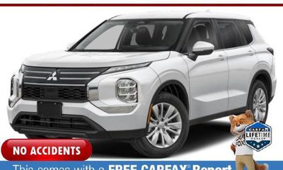 2026 Mitsubishi Outlander ES