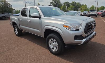 2023 Toyota Tacoma SR5
