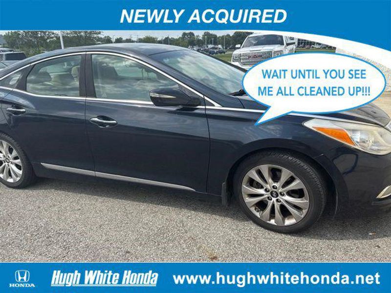 2013 Hyundai Azera — a typically priced live listing