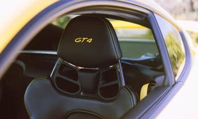2016 Porsche Cayman GT4
