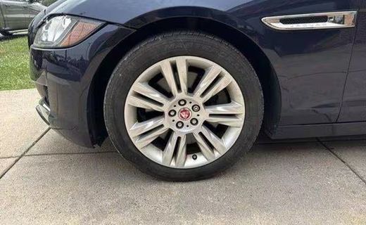 2017 Jaguar XF Premium