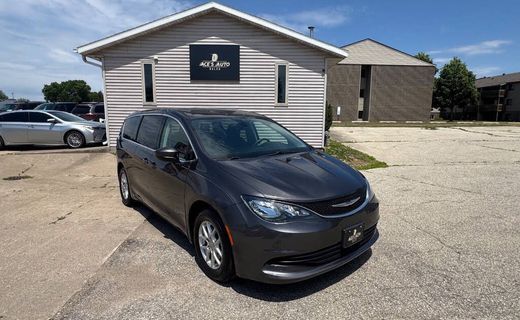 2017 Chrysler Pacifica Touring