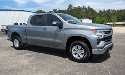 2025 Chevrolet Silverado LT