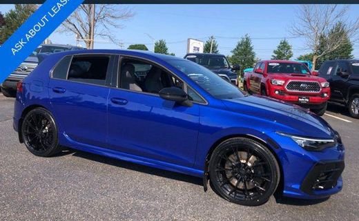 2025 Volkswagen Golf R Black Edition