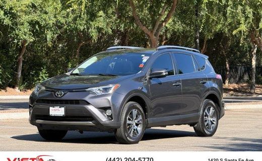 2017 Toyota RAV4 XLE