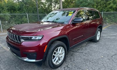 2022 Jeep Grand Cherokee L Laredo