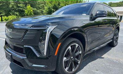 2025 Cadillac Escalade IQ