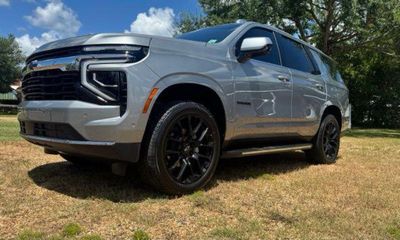 2025 Chevrolet Tahoe LS