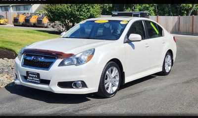 2013 Subaru Legacy Limited M R