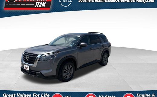 2024 Nissan Pathfinder SV