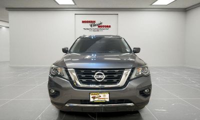 2020 Nissan Pathfinder SV