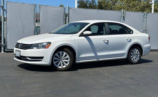 2013 Volkswagen Passat Trendline