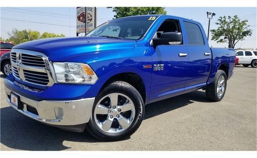2015 Ram 1500 SLT