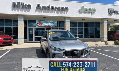2023 Ford Escape Platinum