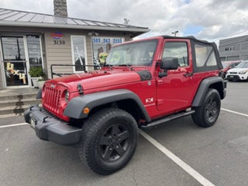 2007 Jeep Wrangler — a typically priced live listing