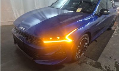 2023 Kia K5