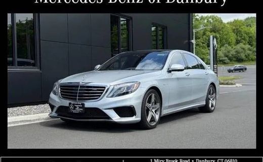 2017 Mercedes-Benz S-Class AMG S63