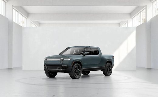 2026 Rivian R1T Premium