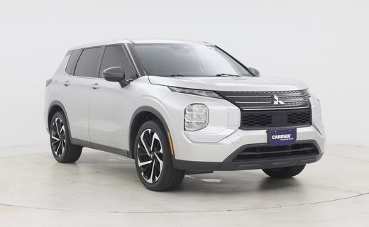 2022 Mitsubishi Outlander ES
