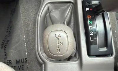 2004 Toyota Tacoma Deluxe