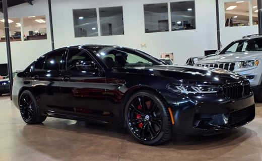 2022 BMW M5