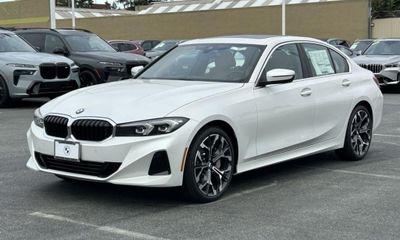 2026 BMW 330i